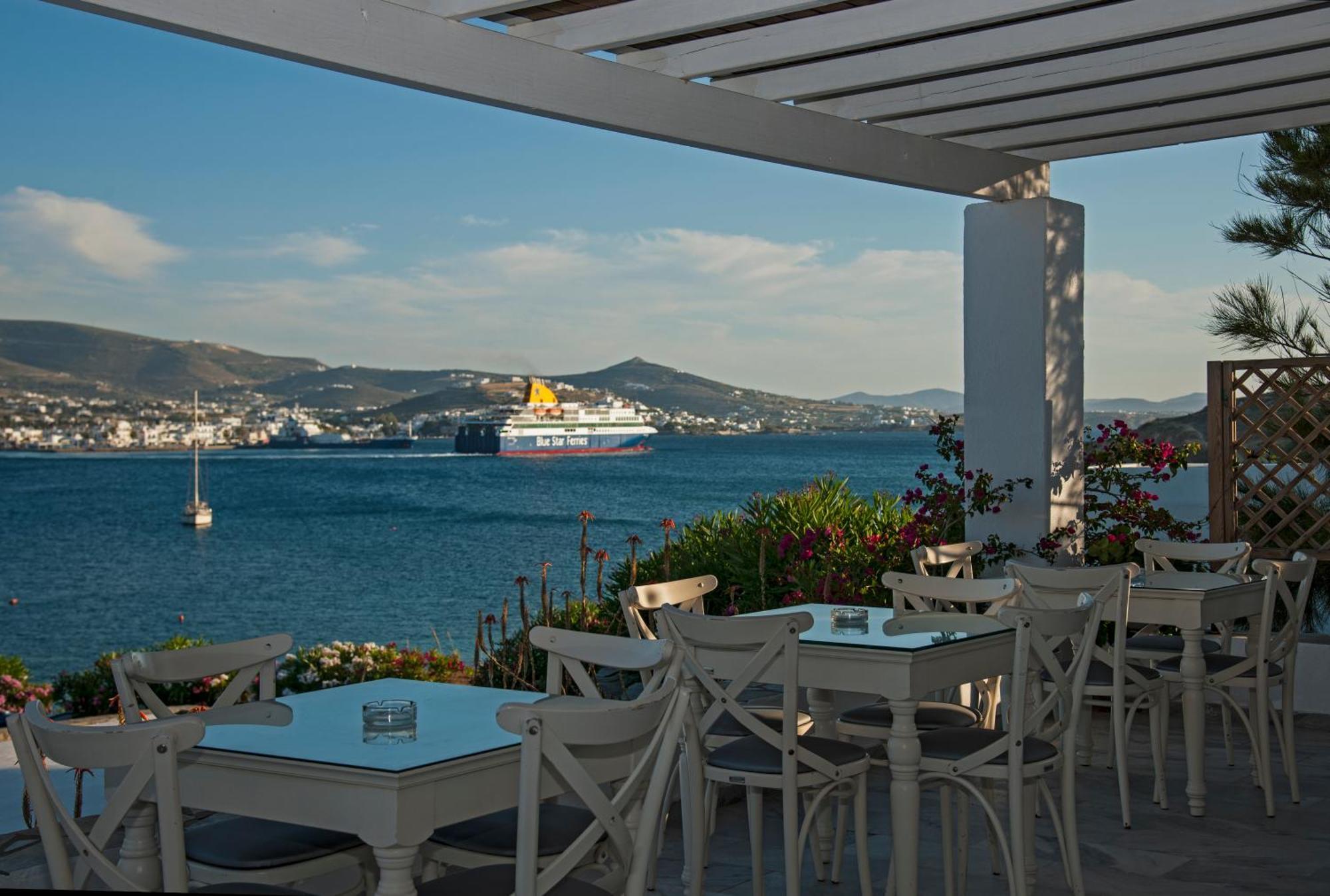 Parian Village Beach Hotel Páros Buitenkant foto