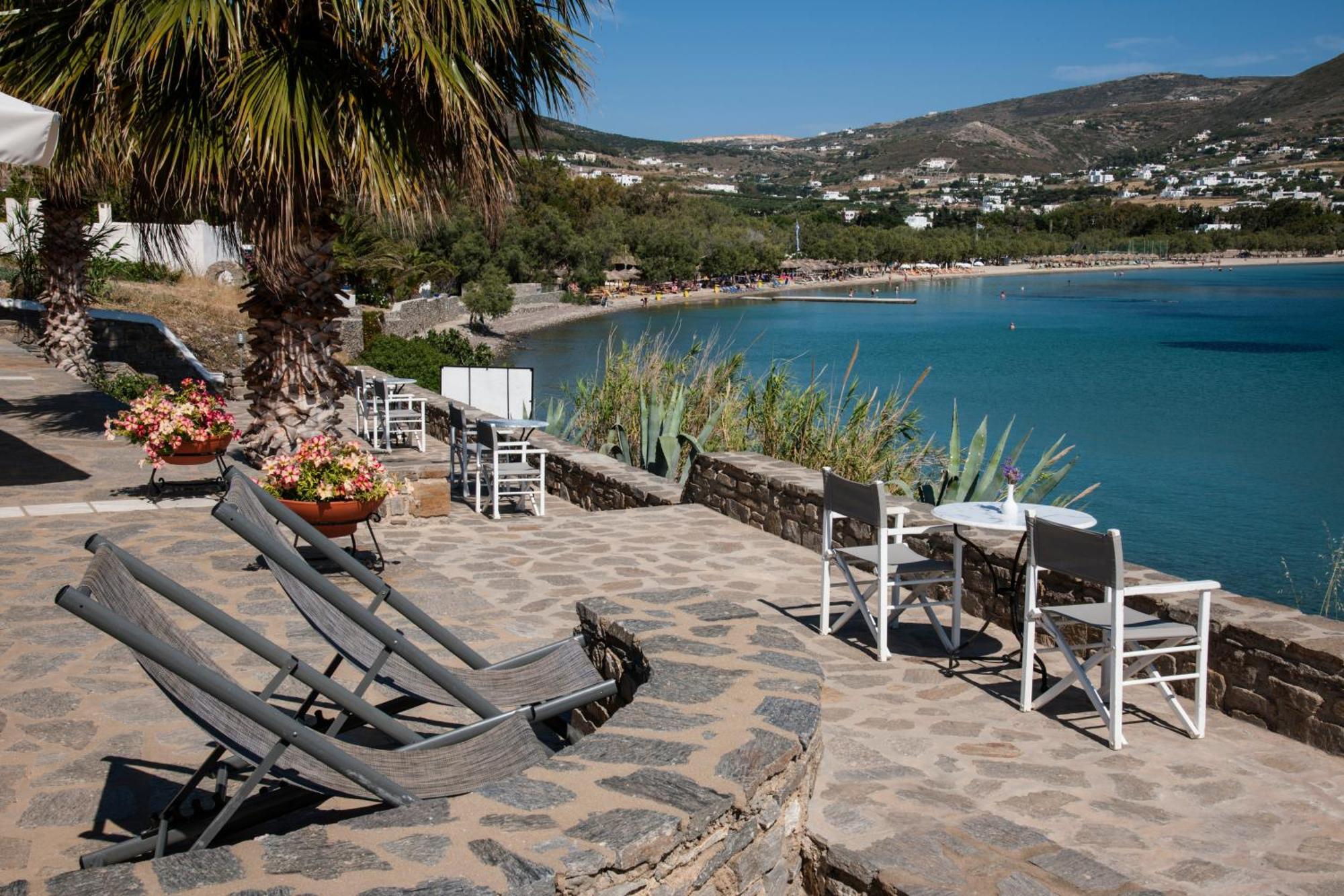 Parian Village Beach Hotel Páros Buitenkant foto