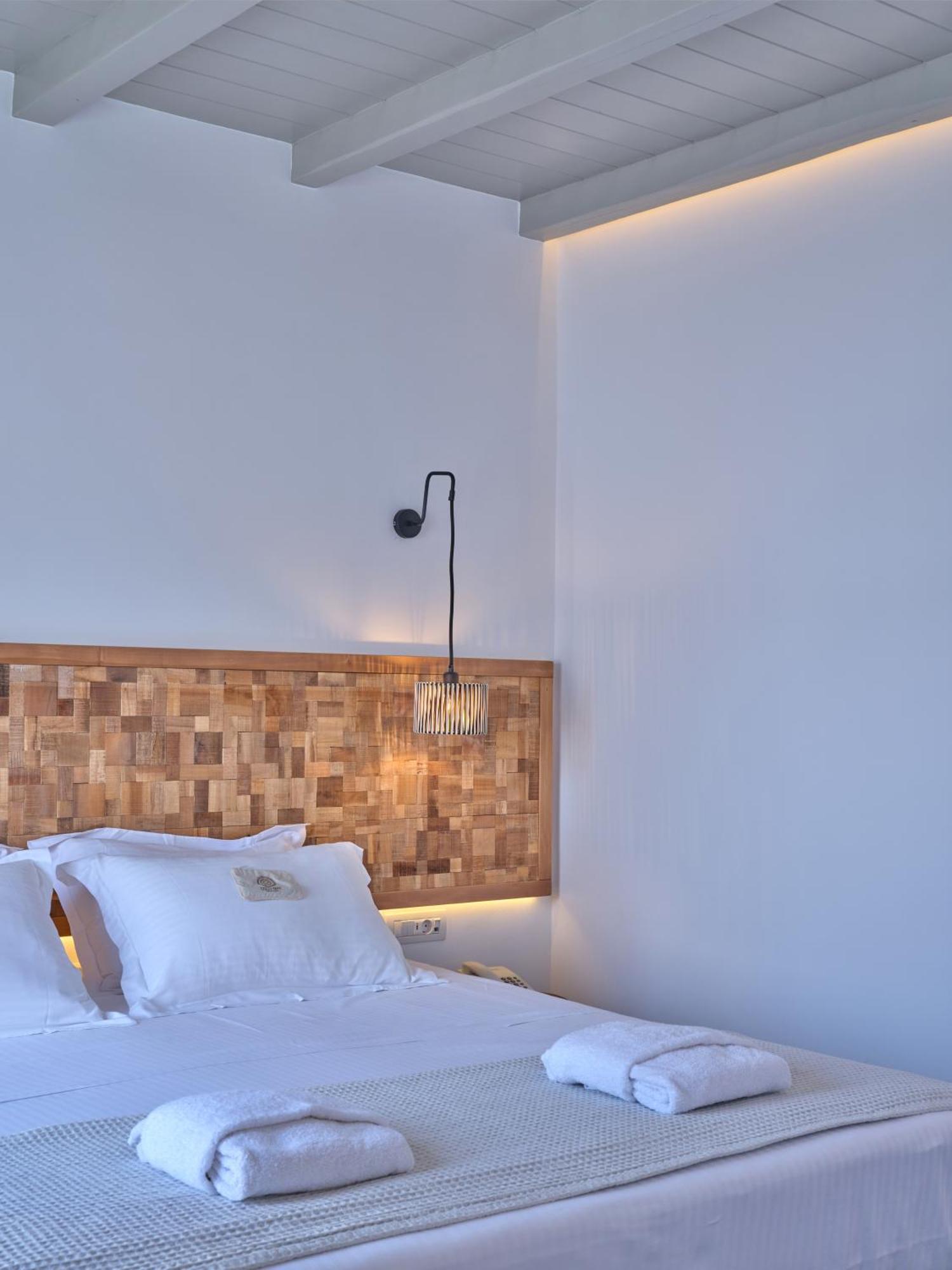 Parian Village Beach Hotel Páros Kamer foto